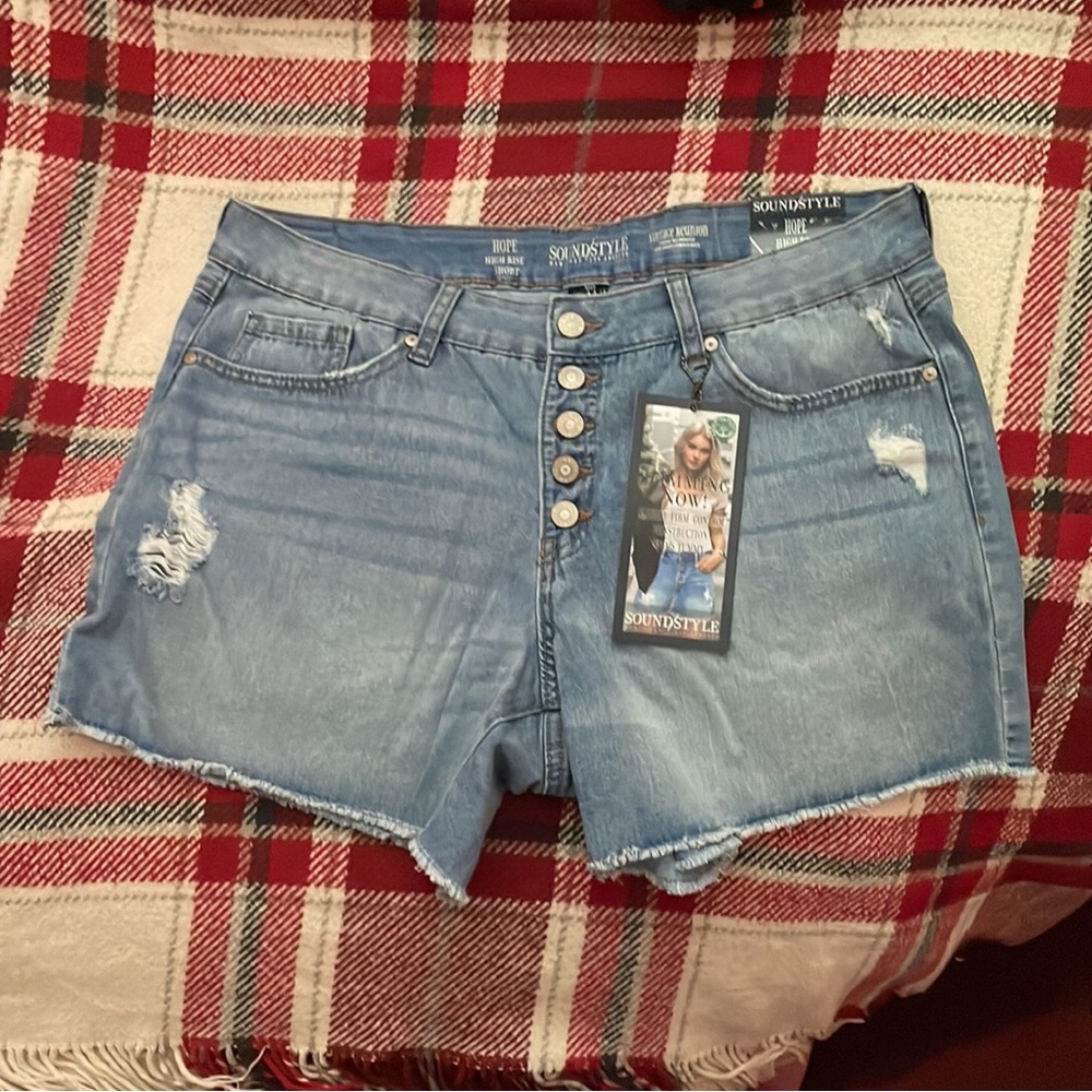 NWT Soundstyle High Rise Button Up Denim Shorts
